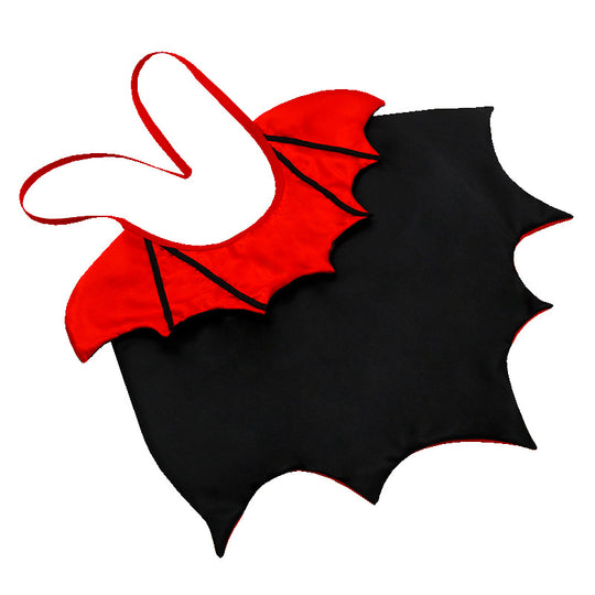 Halloween: Enchanting Bat Cape